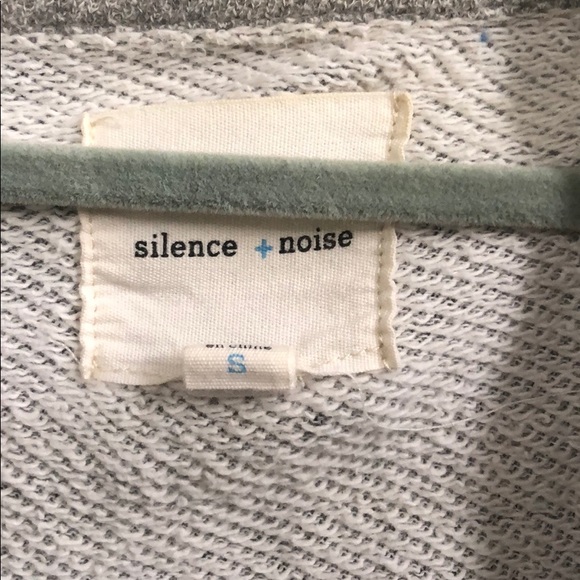 Urban Outfitters Silence & Noise Gray Jacket - Picture 5 of 6